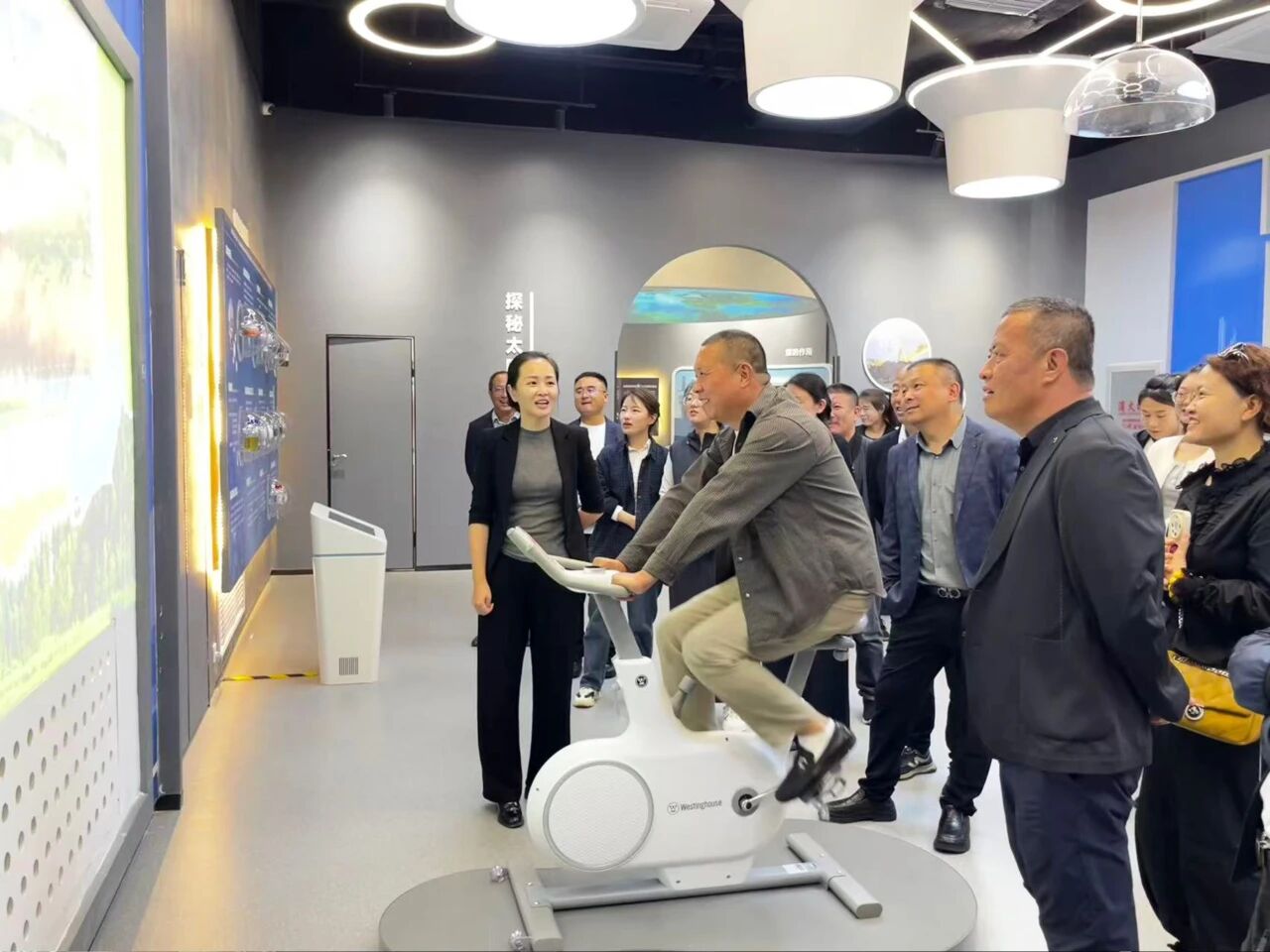 微信图片_2025-10-09_135656_833.jpg 微信图片_2025-10-09_135656_833.jpg